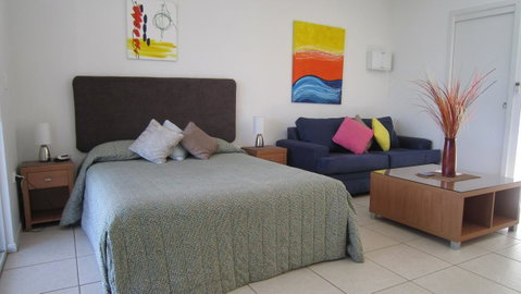 Waterview Airlie Beach - Sunshine Coast Tourism 16