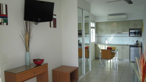 Waterview Airlie Beach - Sunshine Coast Tourism 6