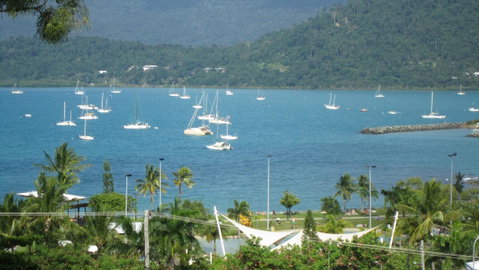 Waterview Airlie Beach - Sunshine Coast Tourism 18