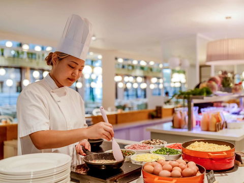 Pullman Brisbane King George Square - Sunshine Coast Tourism 38