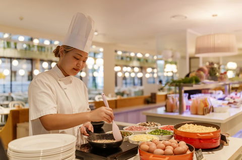 Pullman Brisbane King George Square - Sunshine Coast Tourism 10