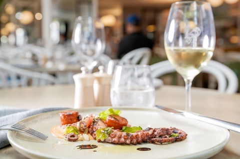 Pullman Brisbane King George Square - Sunshine Coast Tourism 16