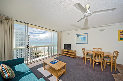 Chateau Beachside Resort - Sunshine Coast Tourism 12