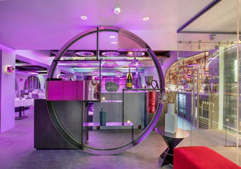 The Metropolitan Spring Hill - Sunshine Coast Tourism 34