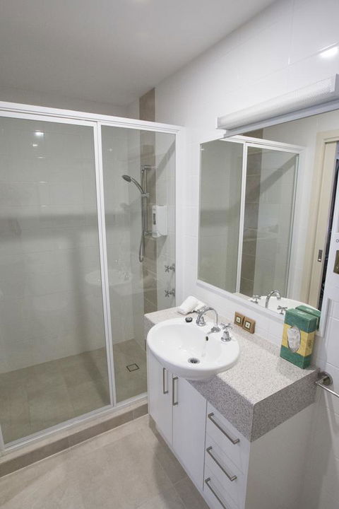 The Metropolitan Spring Hill - Sunshine Coast Tourism 30