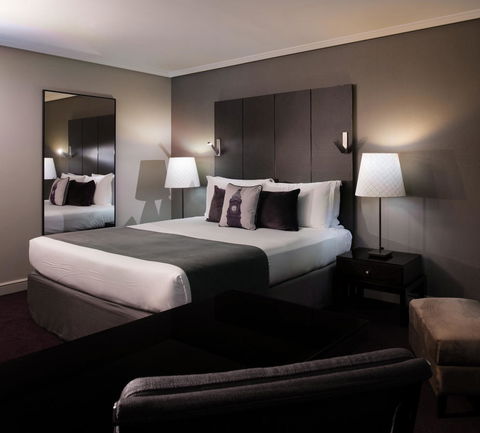 Sofitel Brisbane Central - Holiday Sunshine Coast 3