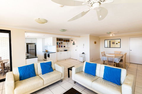 Burgess @ Kings Beach Apartments - Sunshine Coast Tourism 1