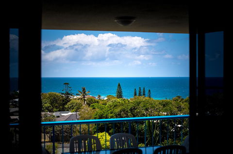 Burgess @ Kings Beach Apartments - Sunshine Coast Tourism 23