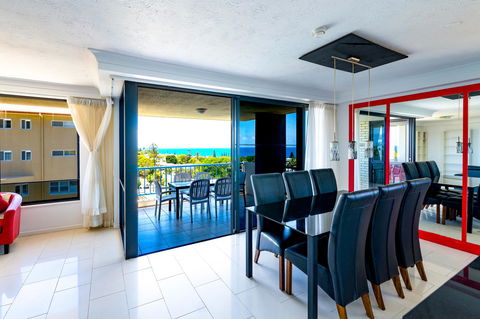 Burgess @ Kings Beach Apartments - Sunshine Coast Tourism 16