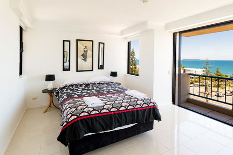 Burgess @ Kings Beach Apartments - Sunshine Coast Tourism 20
