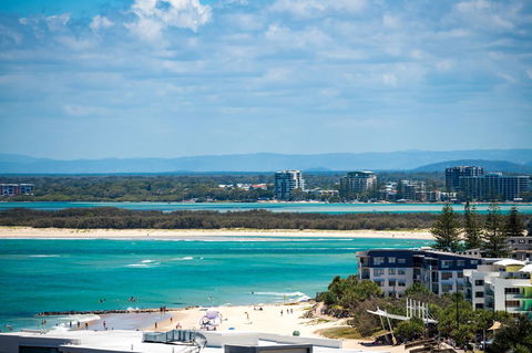 Burgess @ Kings Beach Apartments - Sunshine Coast Tourism 22