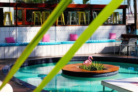 Komune Resort And Beach Club Greenmount Beach - Sunshine Coast Tourism 4