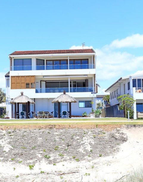 Bilinga Beach Motel - Sunshine Coast Tourism 13