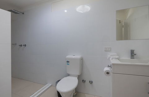 Bilinga Beach Motel - Sunshine Coast Tourism 40