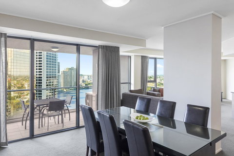 Oaks Brisbane On Felix Suites - Holiday Sunshine Coast 1