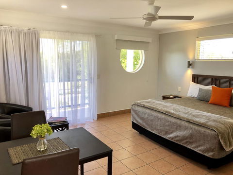 Anchor Motel Noosa - Holiday Sunshine Coast 2
