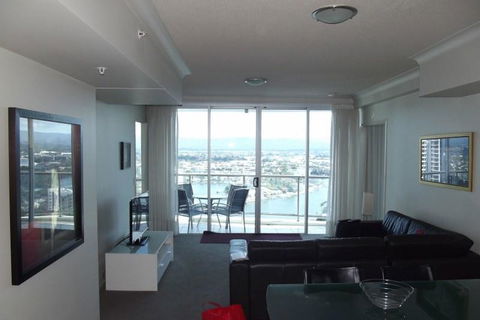 Private 2 Bedroom Apartment @ Chevron Towers - Sunshine Coast Tourism 0
