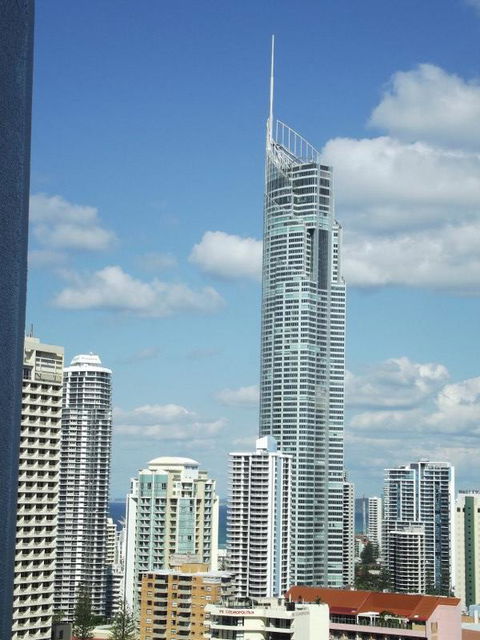 Private 2 Bedroom Apartment @ Chevron Towers - Sunshine Coast Tourism 12