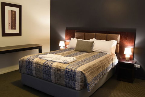 Atricom - Holiday Sunshine Coast 9