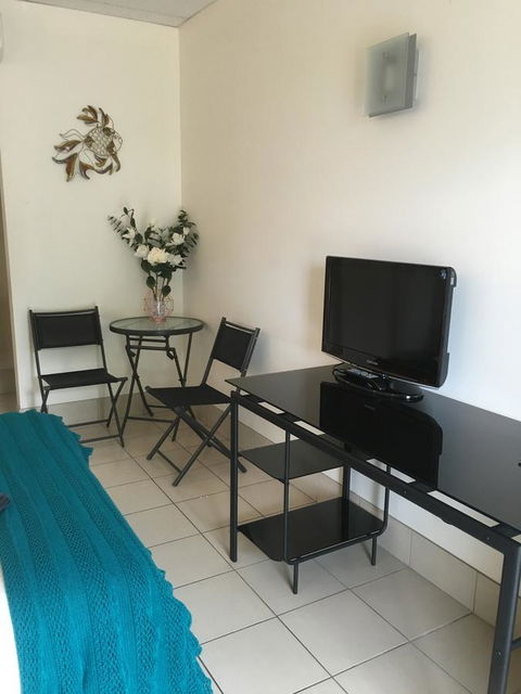 Black Marlin Motel - Sunshine Coast Tourism 19
