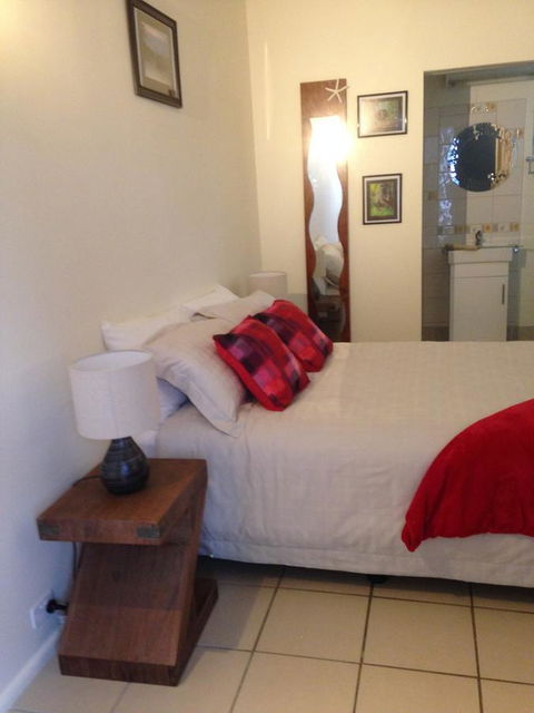 Black Marlin Motel - Sunshine Coast Tourism 10