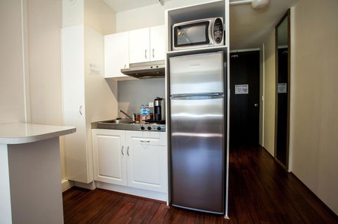 Ridge Apartment Hotel - Sunshine Coast Tourism 41