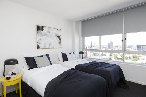 Ridge Apartment Hotel - Sunshine Coast Tourism 12