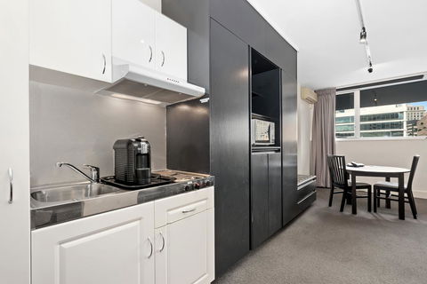 Ridge Apartment Hotel - Sunshine Coast Tourism 2