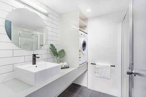 Ridge Apartment Hotel - Sunshine Coast Tourism 36