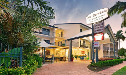 Cairns Queenslander Hotel & Apartments - Sunshine Coast Tourism 0