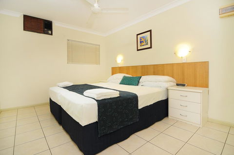 Cairns Queenslander Hotel & Apartments - Sunshine Coast Tourism 18