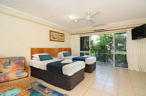 Cairns Queenslander Hotel & Apartments - Sunshine Coast Tourism 7
