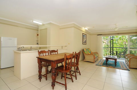 Cairns Queenslander Hotel & Apartments - Sunshine Coast Tourism 19