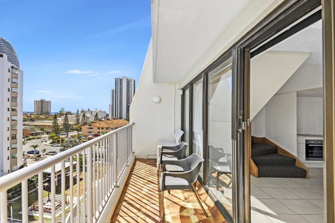 Broadbeach Travel Inn Apartments - Sunshine Coast Tourism 11