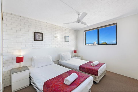 Broadbeach Travel Inn Apartments - Sunshine Coast Tourism 23
