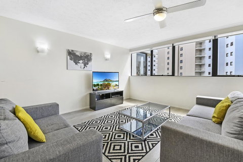 Broadbeach Travel Inn Apartments - Sunshine Coast Tourism 16