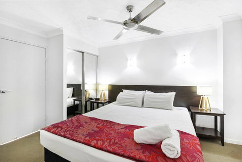 Broadbeach Travel Inn Apartments - Sunshine Coast Tourism 28