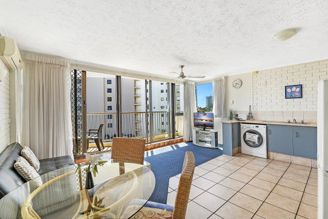 Broadbeach Travel Inn Apartments - Sunshine Coast Tourism 30