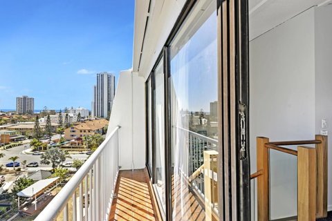 Broadbeach Travel Inn Apartments - Sunshine Coast Tourism 17