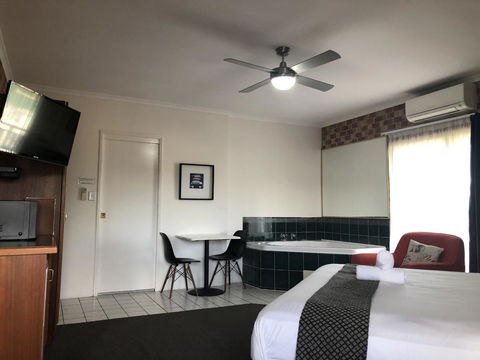 Airport Clayfield Motel - Sunshine Coast Tourism 8