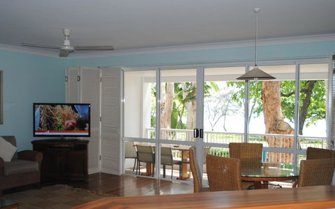 BeachView Apartments At Villa Paradiso - Sunshine Coast Tourism 21