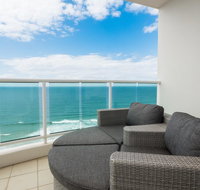 Pacific Views Resort - Holiday Sunshine Coast