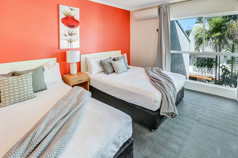 Coral Tree Inn - Sunshine Coast Tourism 23