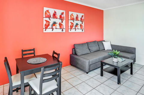 Coral Tree Inn - Sunshine Coast Tourism 14