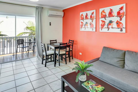 Coral Tree Inn - Sunshine Coast Tourism 5