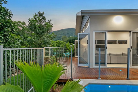 Oceans Edge Holiday Home - Sunshine Coast Tourism 17