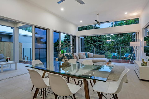 Oceans Edge Holiday Home - Sunshine Coast Tourism 7