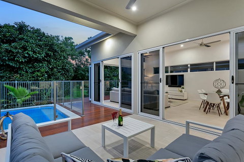 Oceans Edge Holiday Home - Sunshine Coast Tourism 15