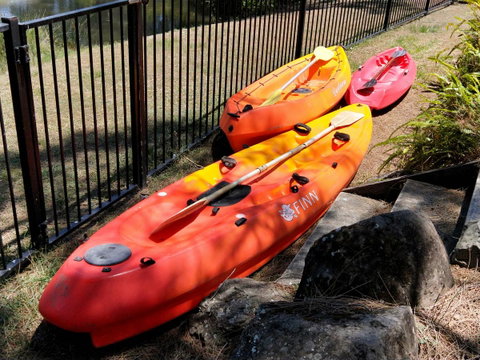 Waterfront Theme Park Getaway - Sunshine Coast Tourism 19