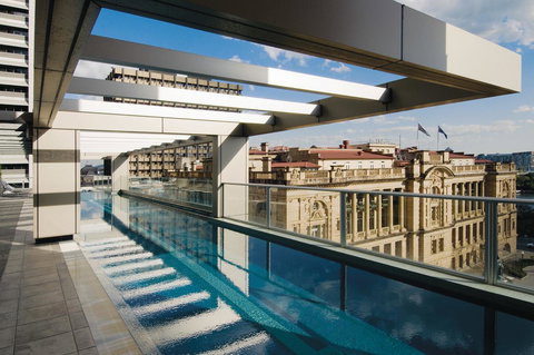 Oaks Brisbane Casino Tower Suites - Sunshine Coast Tourism 2